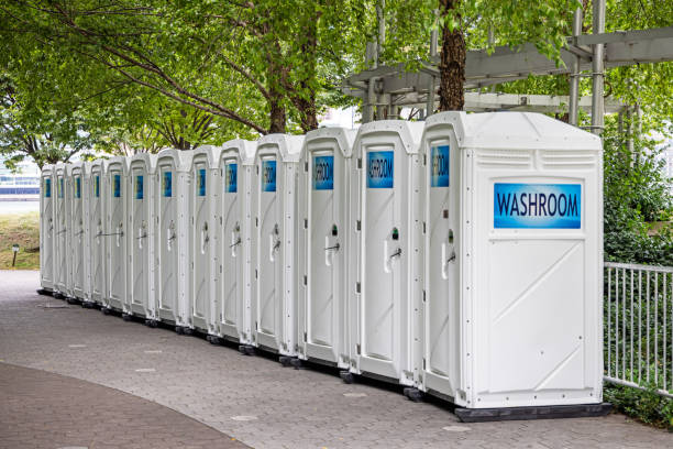 Best Wedding porta potty rental  in Alorton, IL